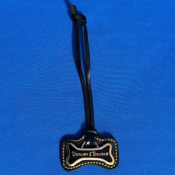 VINTAGE DOONEY & BOURKE SCOTTIE DOG BONE HANG TAG BAG CHARM ( SCOTTISH TERRIER ) - Picture 1 of 16